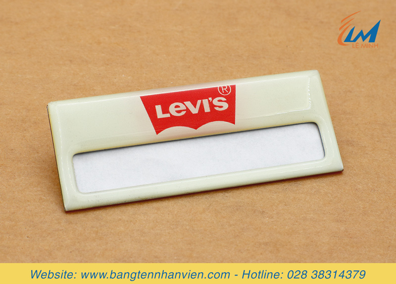 bảng tên đeo áo thay được tên chất liệu inox in nội dung theo yêu cầu