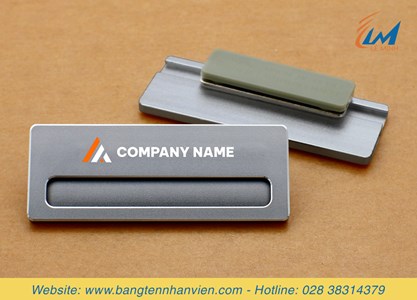 Bảng tên nam châm thay tên