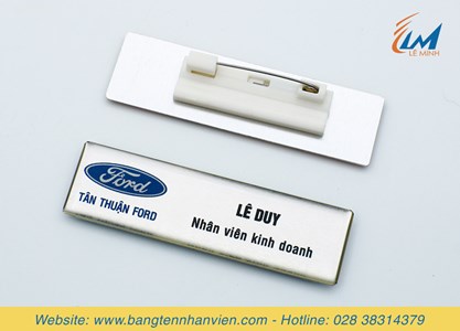 Biển tên đeo ngực barber shop