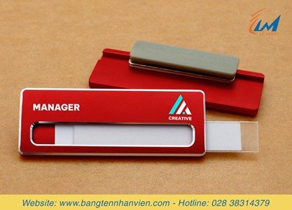 Bảng tên nam châm thay tên