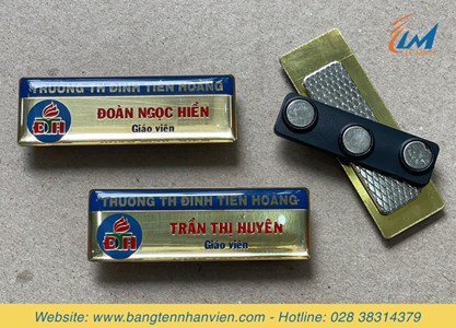 Biển tên nhân viên Hoa Sen Group