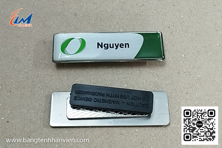 Thẻ tên cài áo Toyota